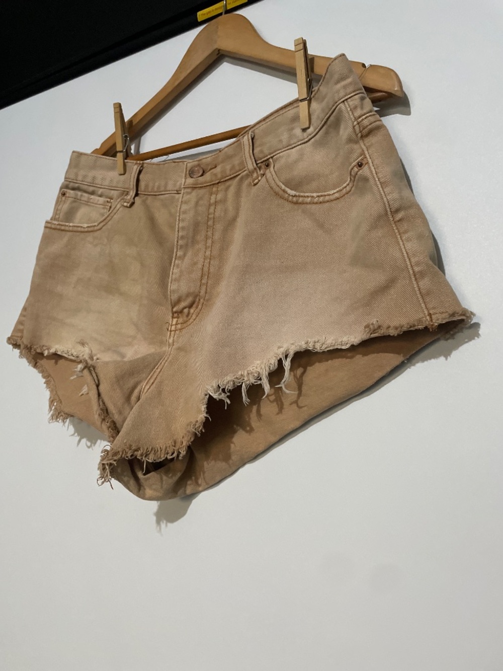 BDG 32 Cheeky Denim Shorts - Picture 3 of 7